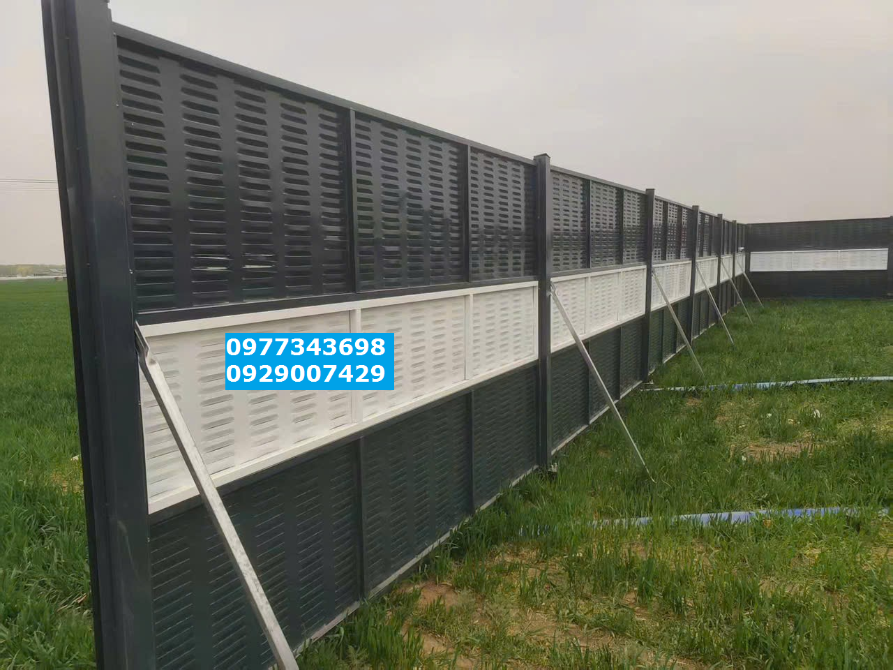 Hàng rào chống ồn đường cao tốc, chống bụi , chắn gió